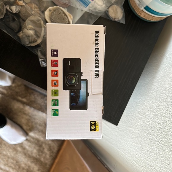 Dashcam - Picture 1 of 1